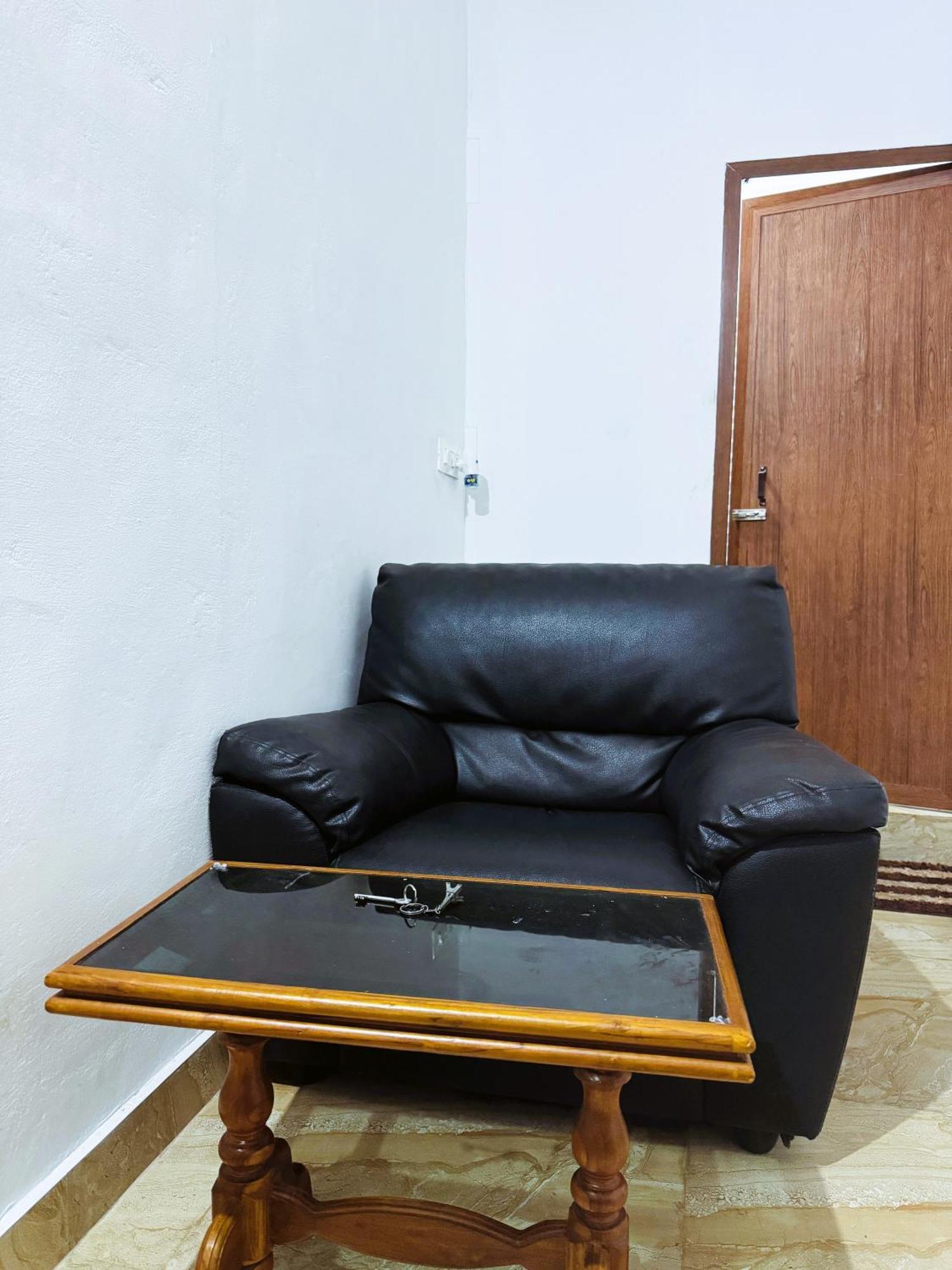 Vcs Apartments Parassinikadavu Parassinikkadavu Exterior foto